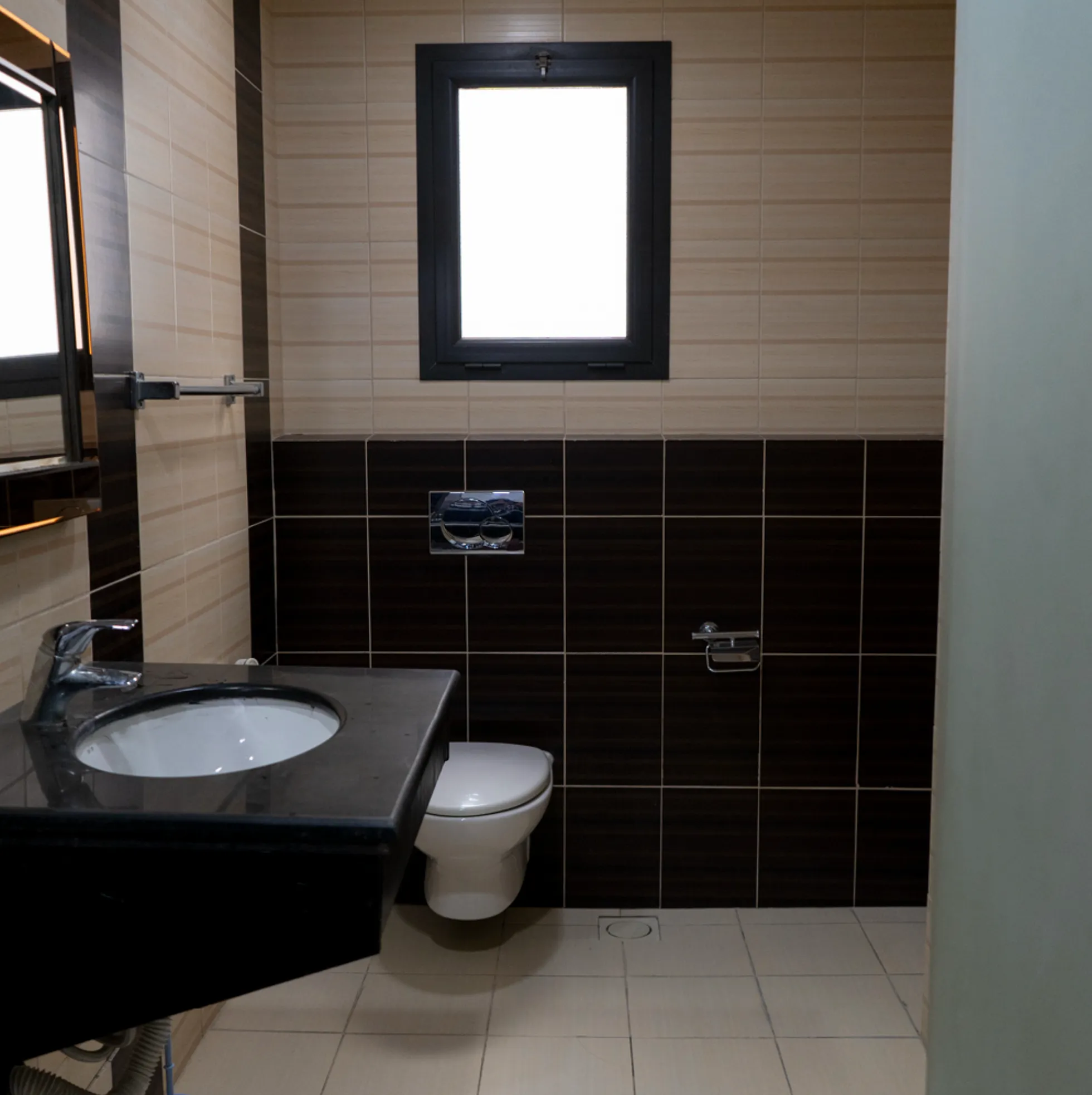 Bathroom - Seef Loft