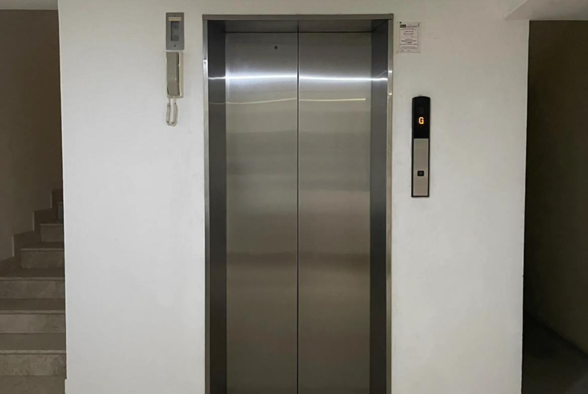 Lift - Seef Loft